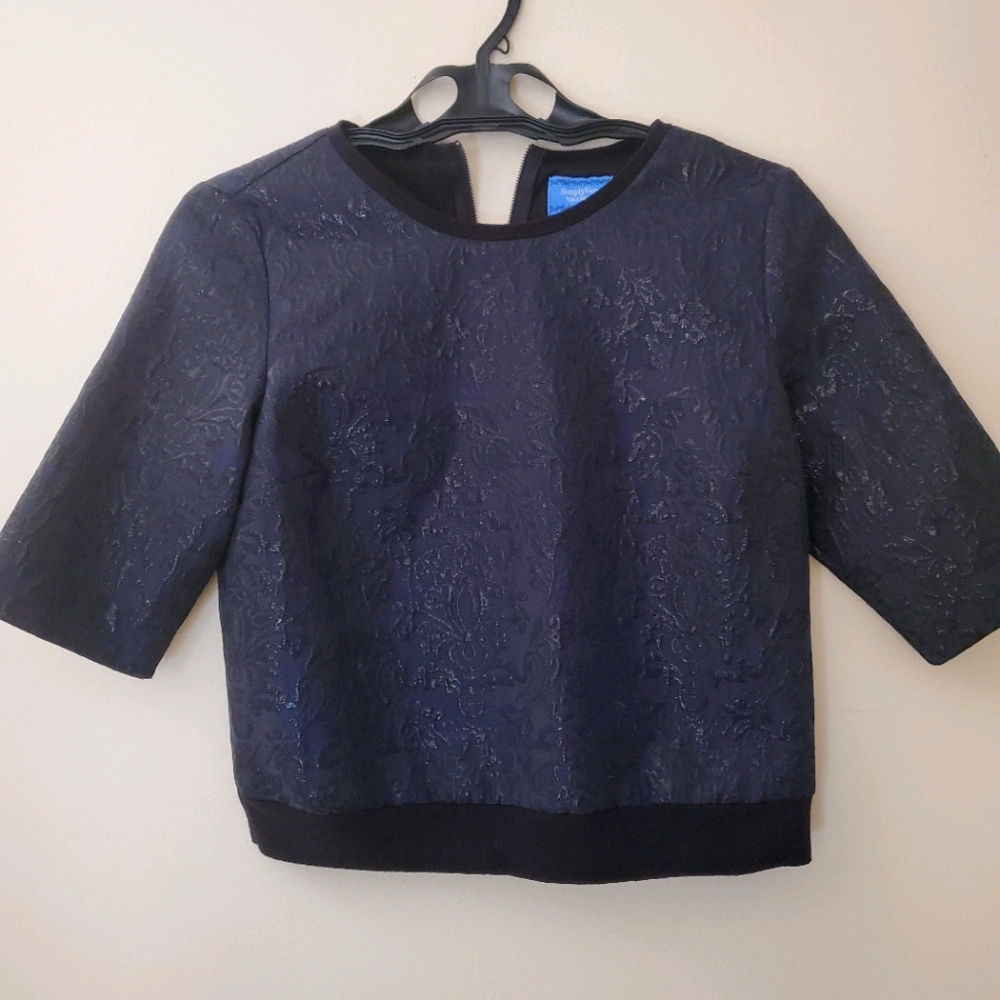 Vera Wang crop top
